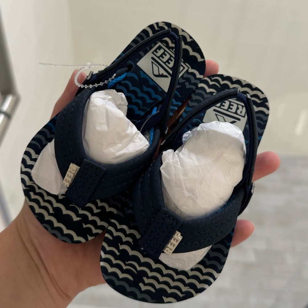 Reef Toddler Flip Flops - new with tags - size 3/4